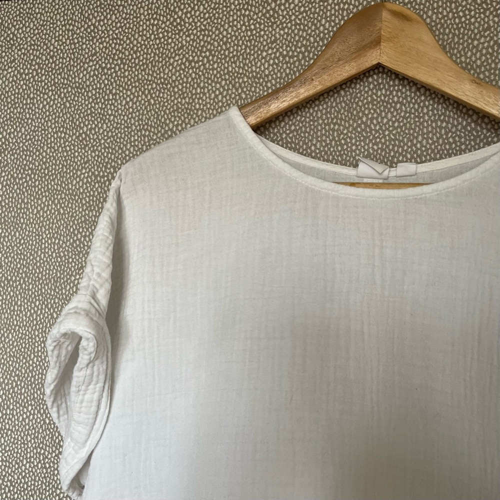 M GAP Gauze Cap Sleeve Top - Picture 2 of 8
